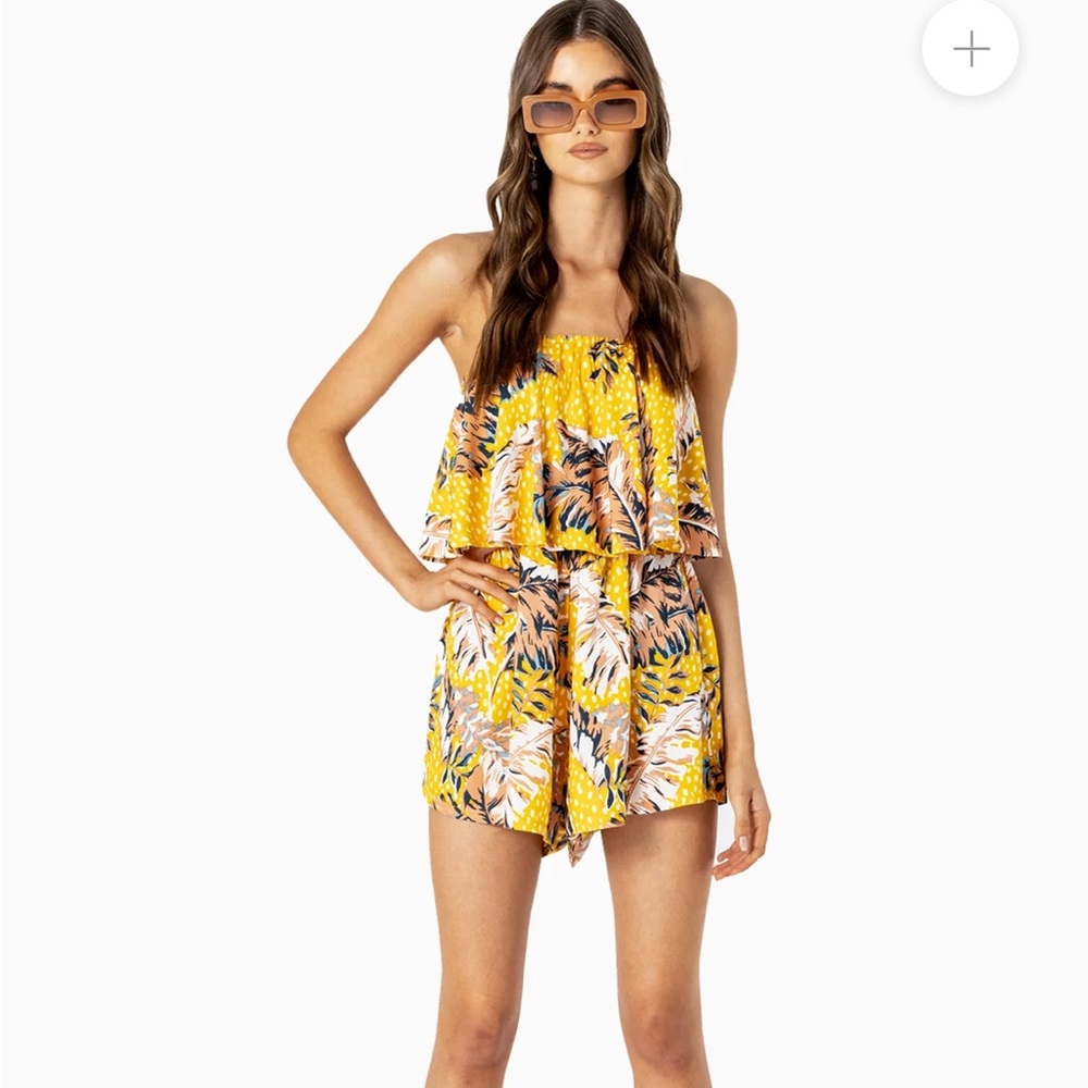 Lé salty label romper. New with tags